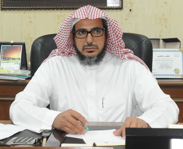 المشرف العام على الموقع يرأس لجنة مناقشة أطروحة ماجستير بجامعة طيبة بتاريخ 1436/8/23هـ